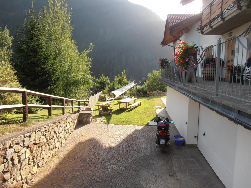 Bed and Breakfast Baita Scaia Коголо Экстерьер фото