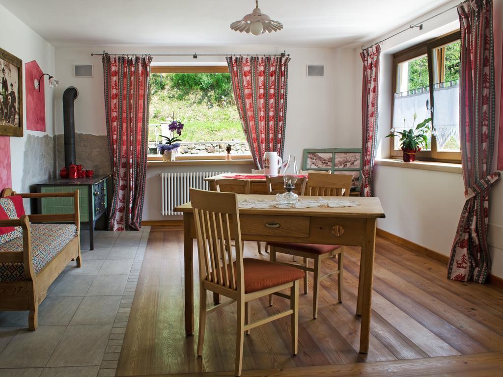 Bed and Breakfast Baita Scaia Коголо Экстерьер фото