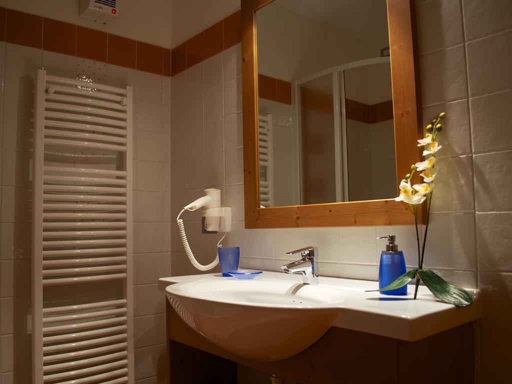 Bed and Breakfast Baita Scaia Коголо Номер фото