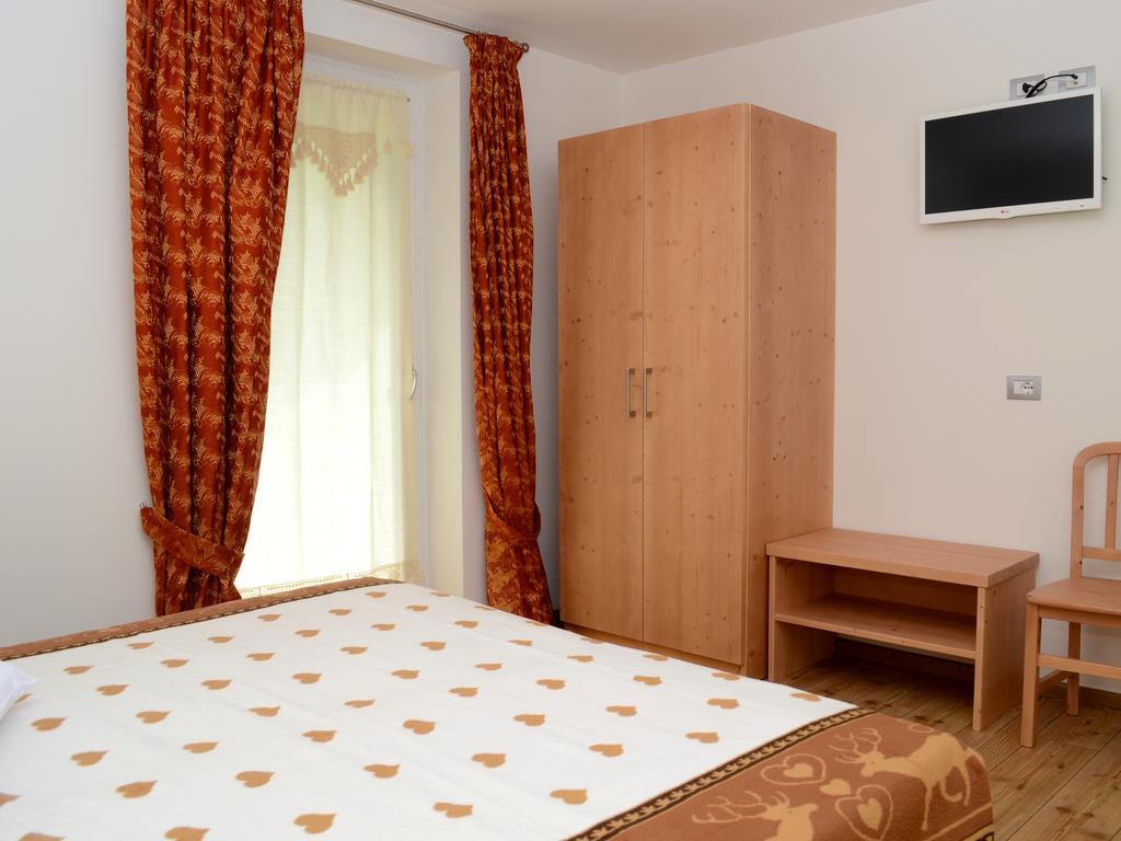 Bed and Breakfast Baita Scaia Коголо Номер фото